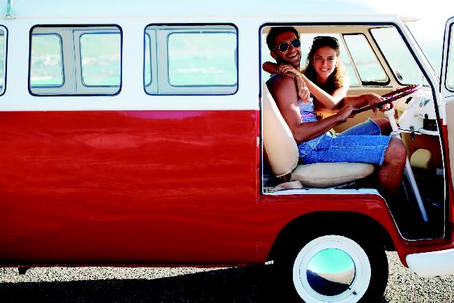 VW Bus, Kombi, Vintage, Rot-Weiß, Sitzende Personen