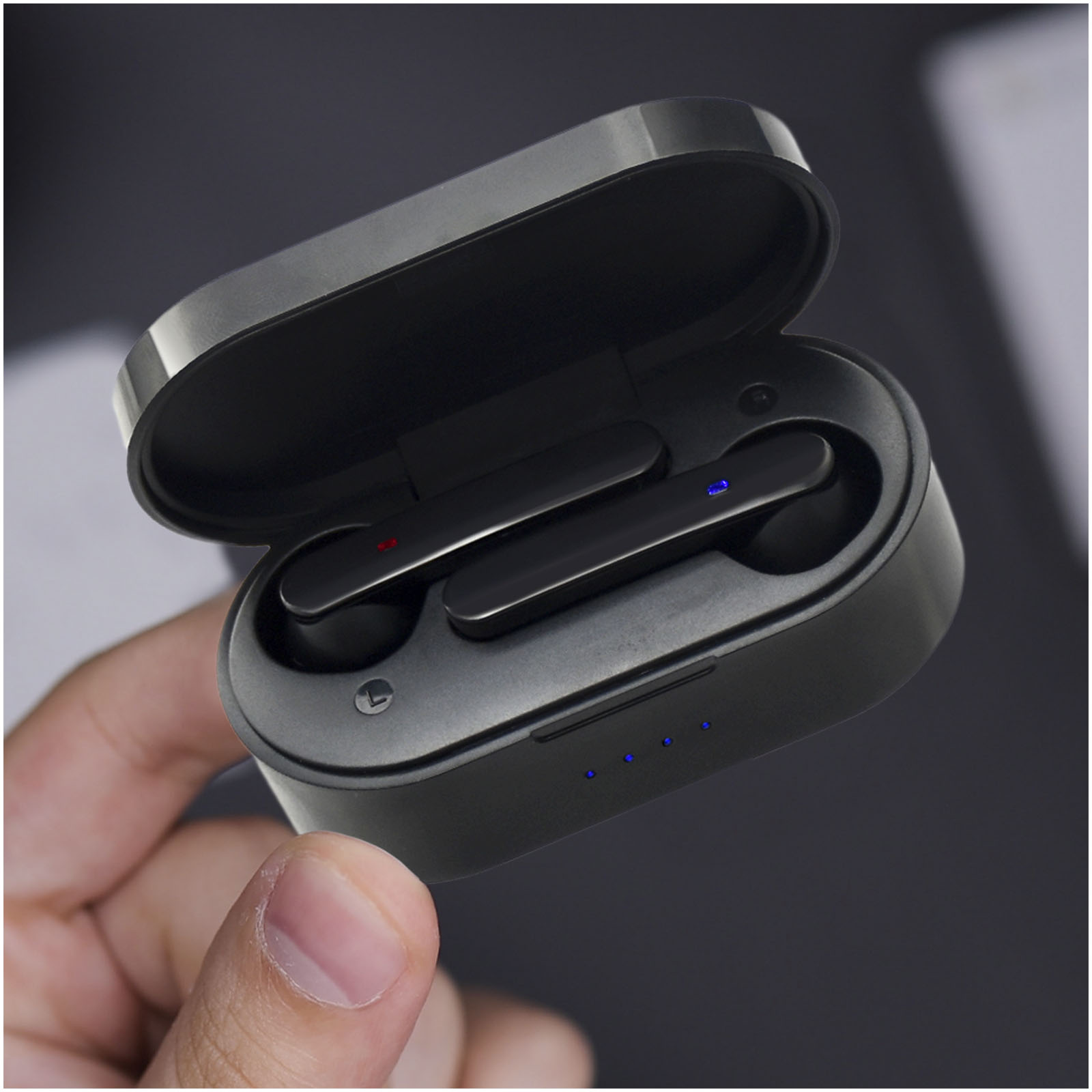 Bluetooth, In-Ear, Ladekoffer, Schwarz, LED-Lichter