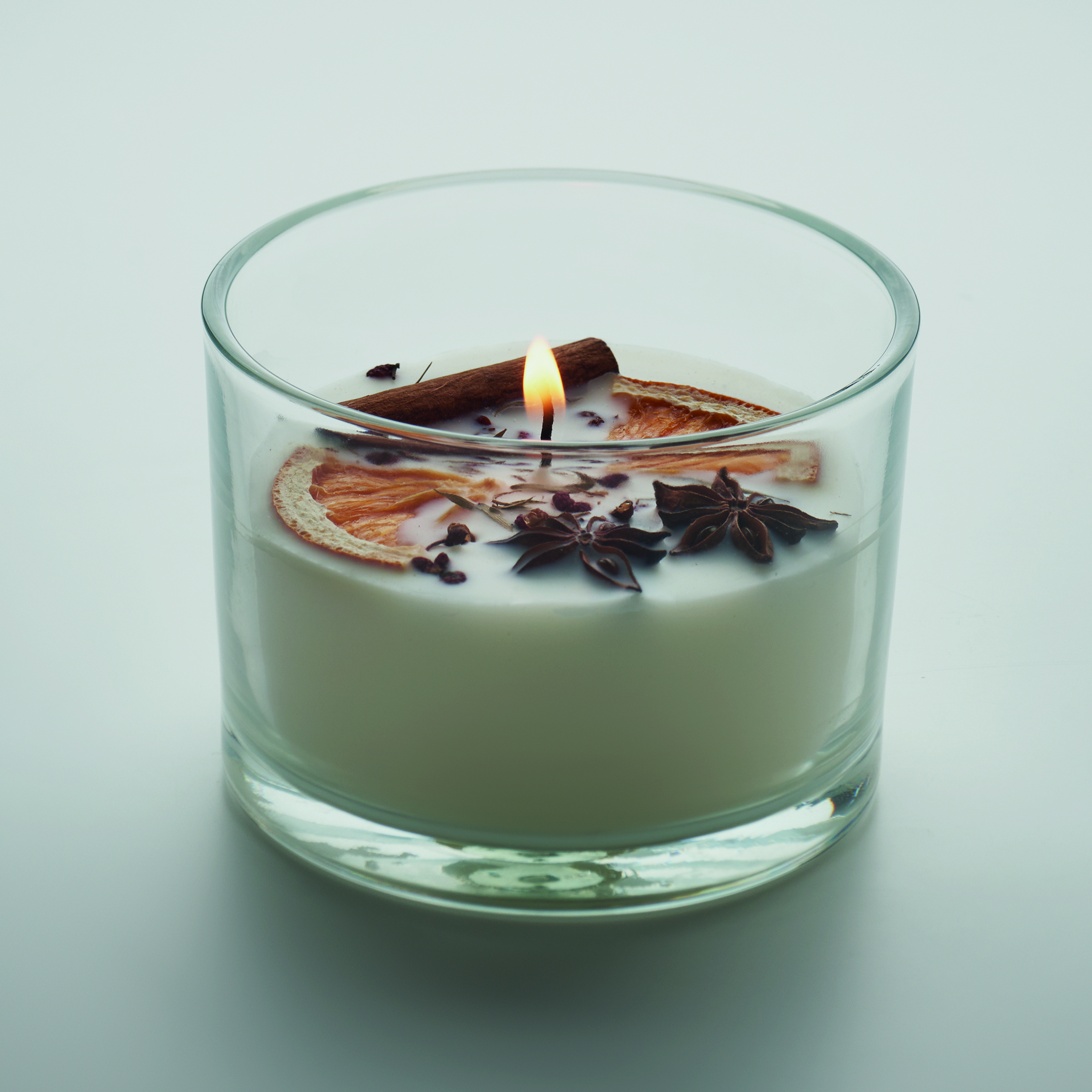 kerze, duftkerze, glasglas, zitronen-zimt?, sternanis, Kerze, Duftkerze, Zimt, Orangenschale, Stimmungskandle, Duftkerze, Stumpenkerze, Zitrus, Zimt, Blütengewürz, Kerze, Soyakerze, Duftkerze, Wachskerze, Zimtstern