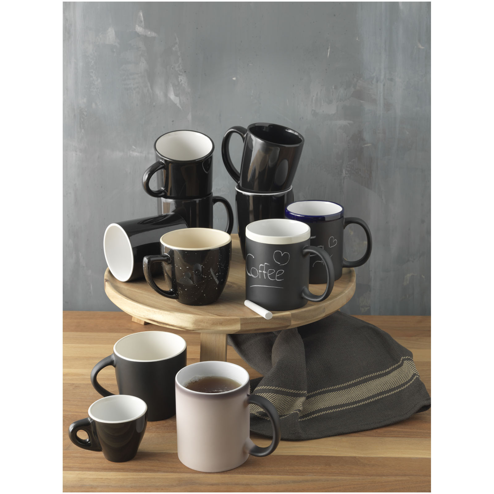 Mug, Kaffeetasse, Becher, Keramiktasse, Becher-Set, Kaffeebecher, Becher-Set, Porzellan, Schwarz, Tassen-Arrangement, Becher, Kaffeetasse, Keramik, Schwarz, Tafelbild