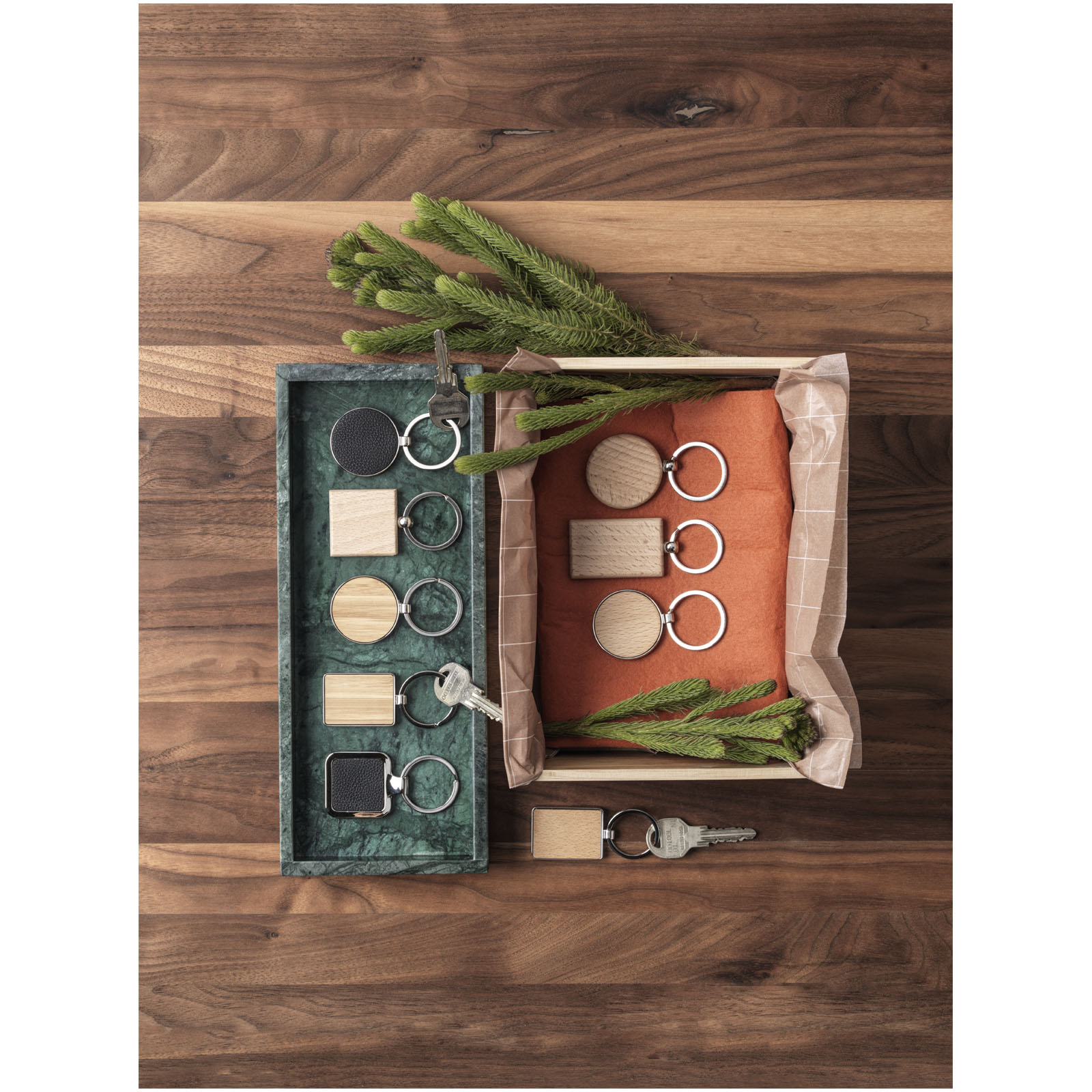 Schlüsselanhänger, Schlossanhänger, Ringschlüssel, Holzanhänger, Kleines Geschenk